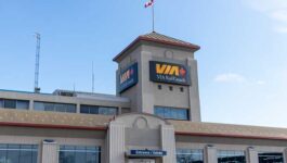 Unifor members at Via Rail ratify new collective agreement on wages, benefits