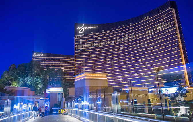 Wynn, MGM to temporarily shutter Las Vegas hotels