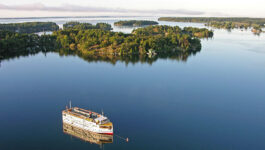 Sailing-close-to-home-with-St.-Lawrence-Cruise-Lines-2