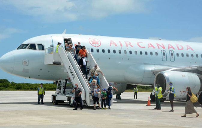 First Canadians arrive in Cuba: “All the right safety protocols are in place” 