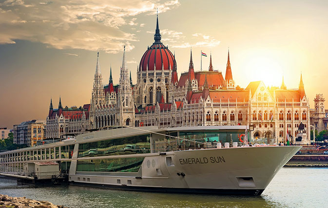 Big savings with Emerald Cruises’ Super Earlybird promo