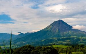 Become a Costa Rica specialist for a chance to win a weekly prize