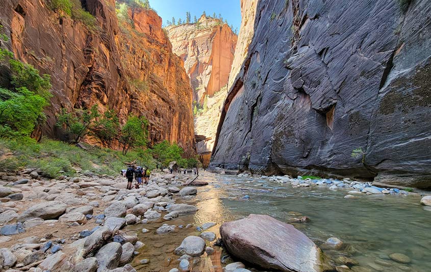 Exploring the natural diversity of Utah, one glorious day at a time