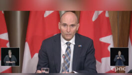 Federal govt. reinstates advisory against all non-essential travel for at least the next 4 weeks