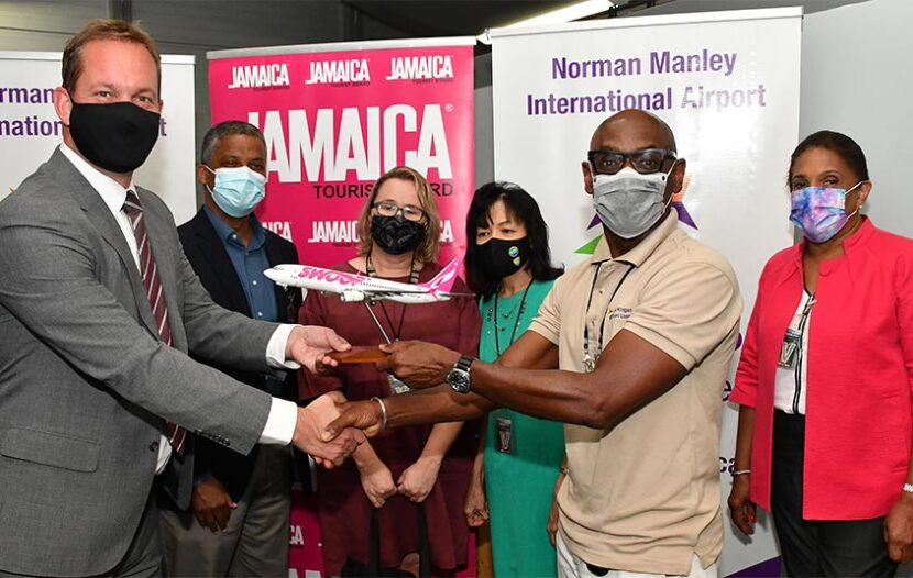 Jamaica welcomes Swoop’s inaugural flight to Kingston