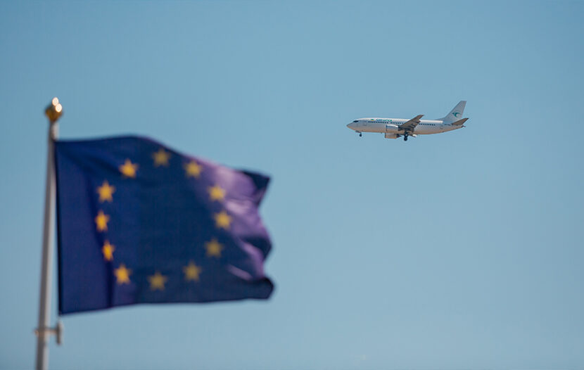 EU advises more lifting of restrictions for international travellers