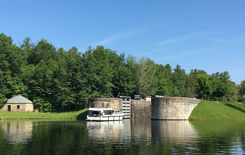 Le Boat anticipates busy 2022 on the Rideau Canal, with fleet now at 30