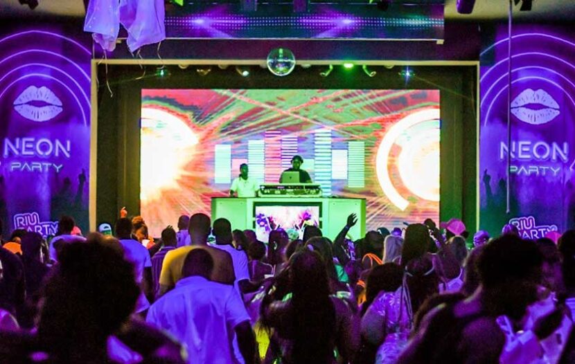 Riu Party makes its debut in Jamaica