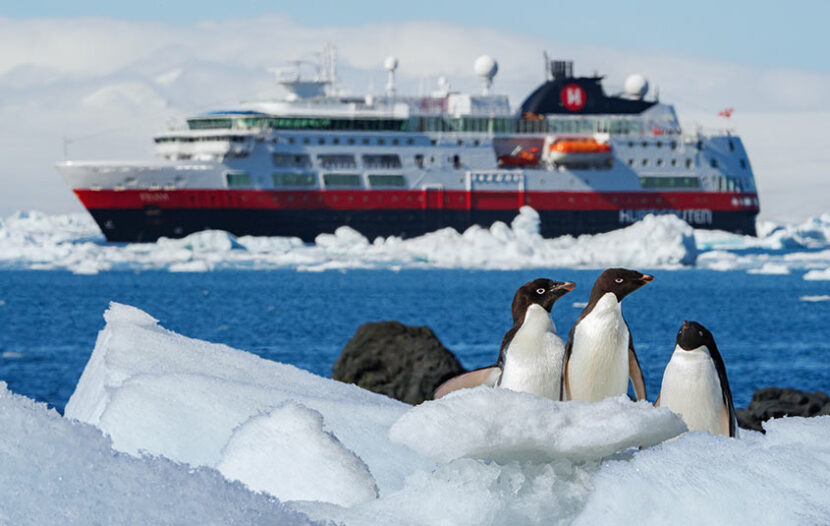 Fram-Brown-Bluff-Antarctica-Photo_Yuri_Matisse_Choufour_Hurtigruten Expeditions