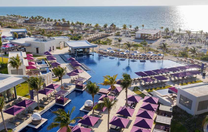 Hollywood Cancun completes 3D mapping Travelweek