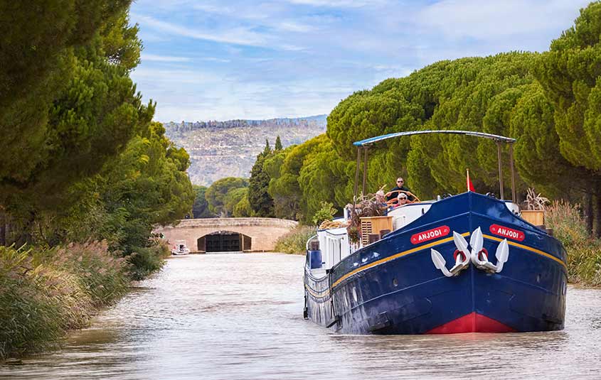 European Waterways seeing 45% increase in private charter bookings