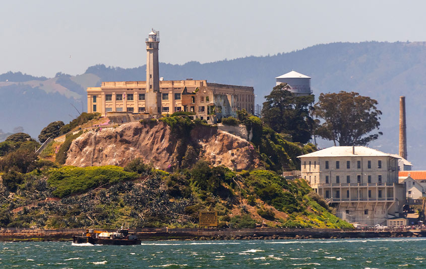 Big milestones for Alcatraz, cable cars and more make 2023 a banner year for travel to San Francisco, says SFTA