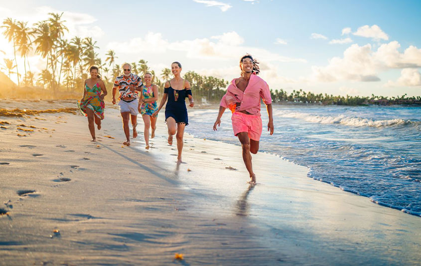 Affluent Traveler Unveiling the World