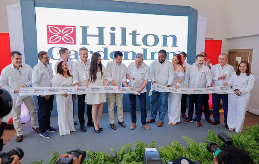 Former Toronto Blue Jay helps open the doors of new Hilton Garden Inn La Romana