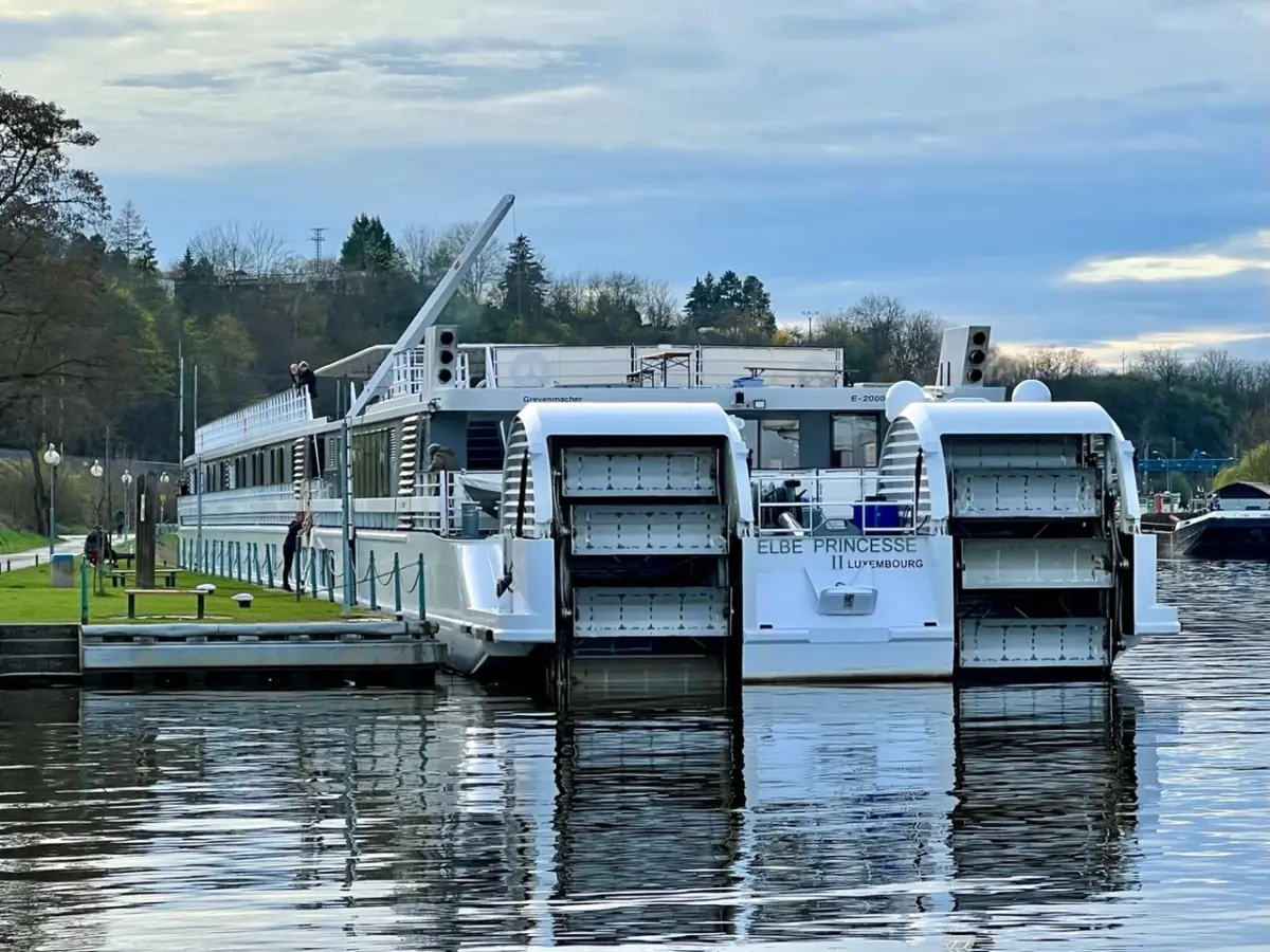 elegant elbe river cruise