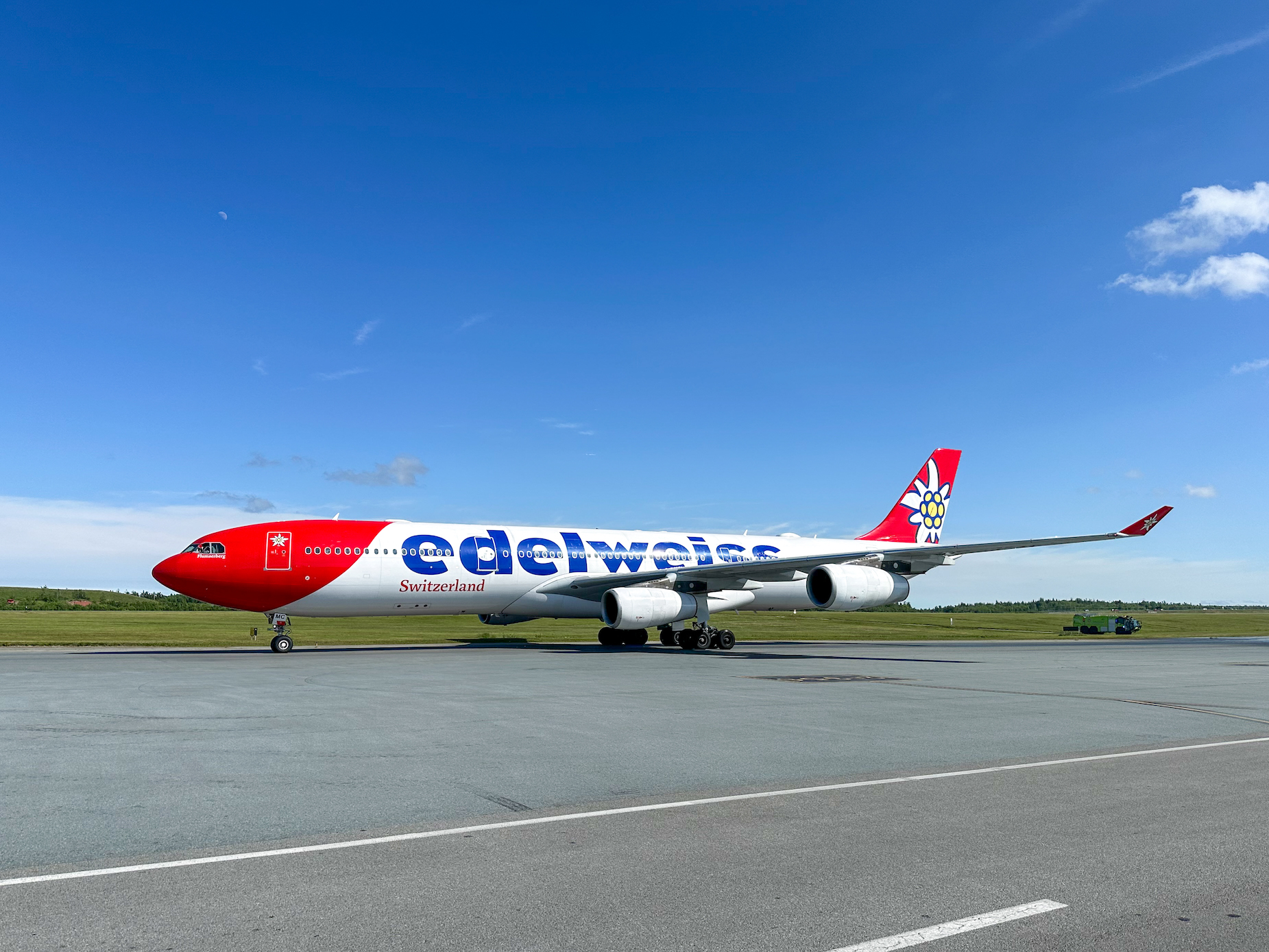 ハリウッドエアー Edelweiss Air launches nonstop service from Halifax to Zurich