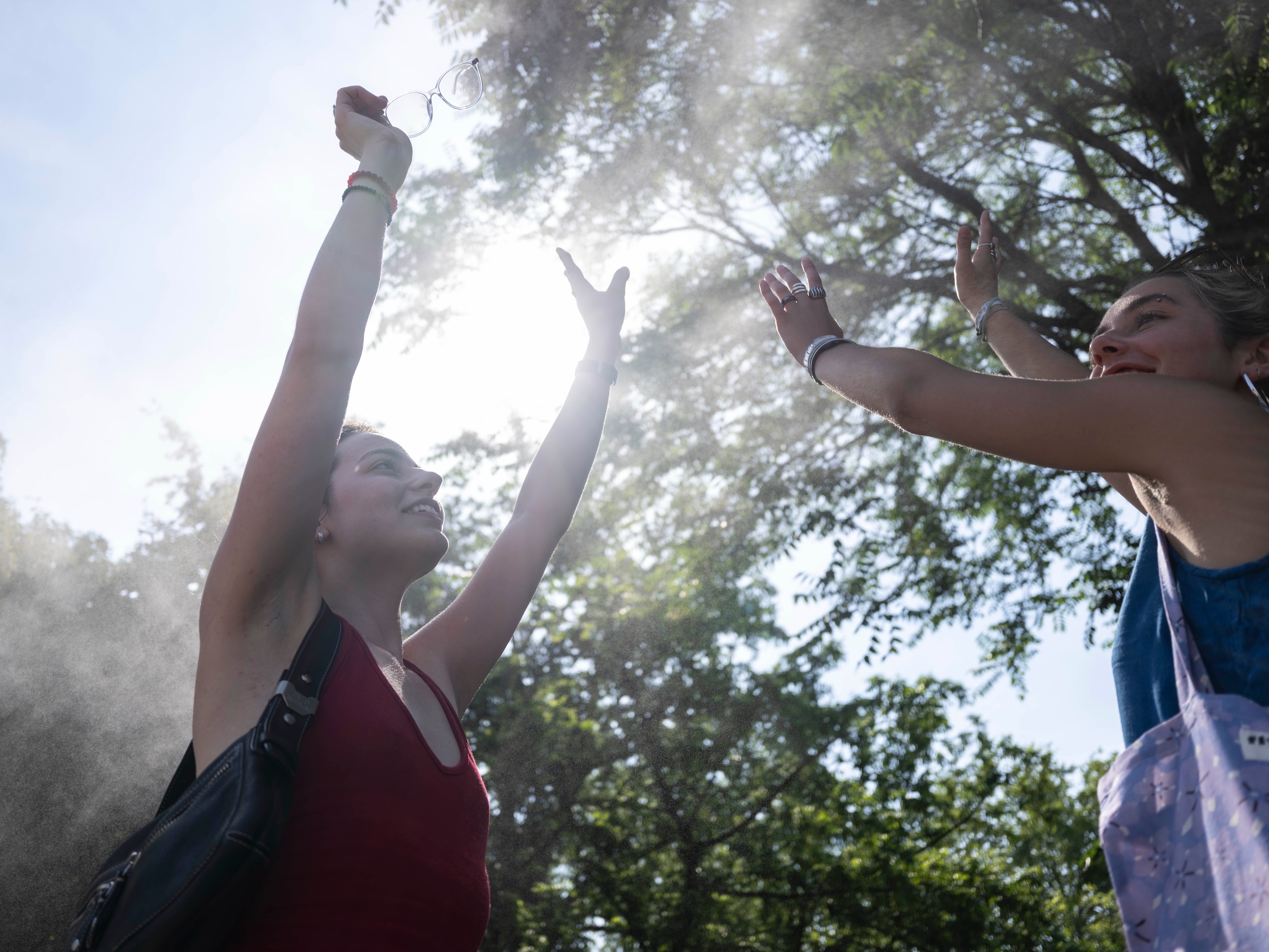 Travel impacts as Europe swelters under early heat wave